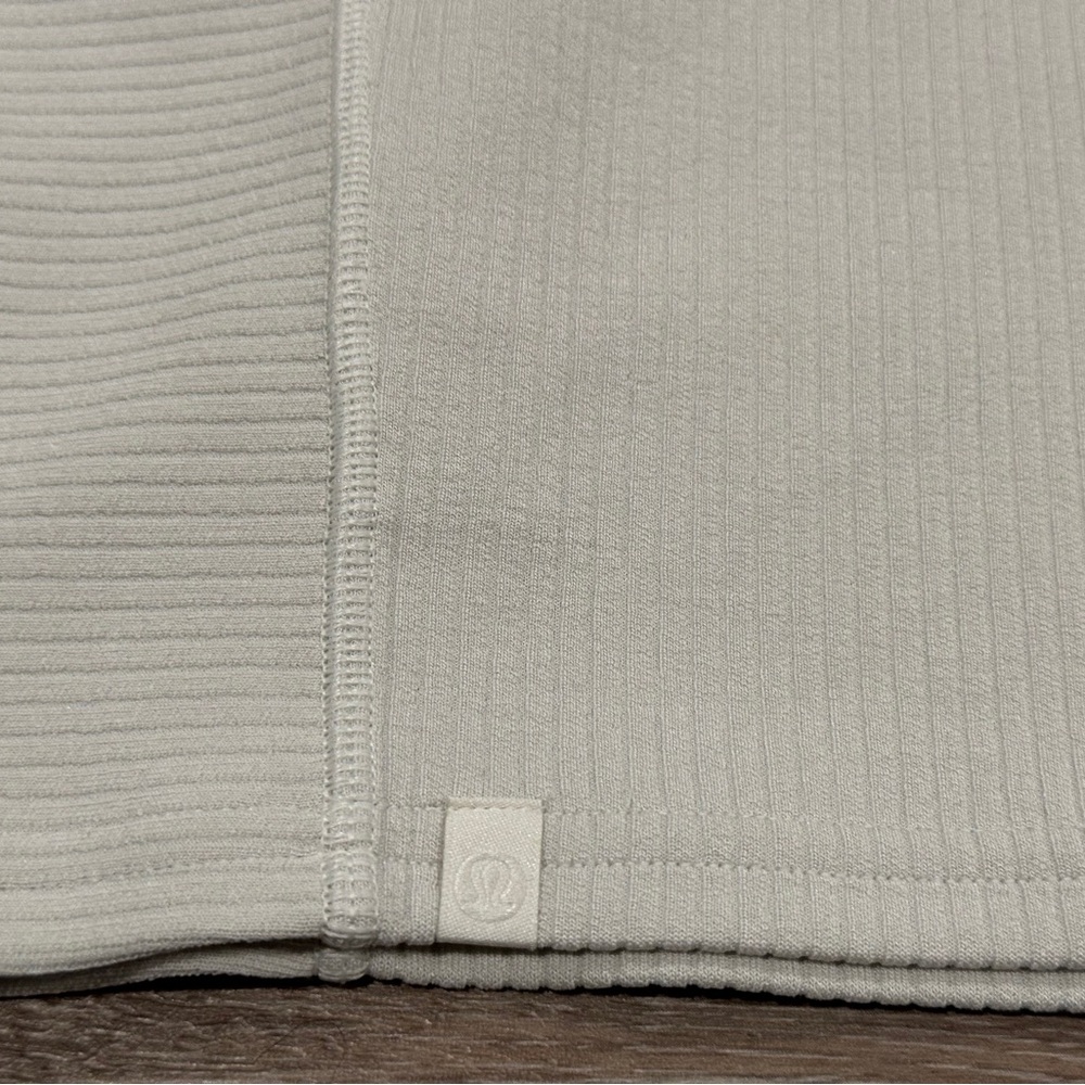 SOLD-Lululemon Ribbed Softstreme Cropped Tank Top - Picture 3 of 4